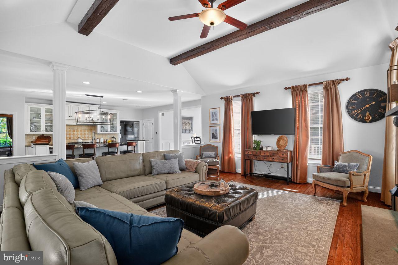 CHANTILLY FARM - Residential