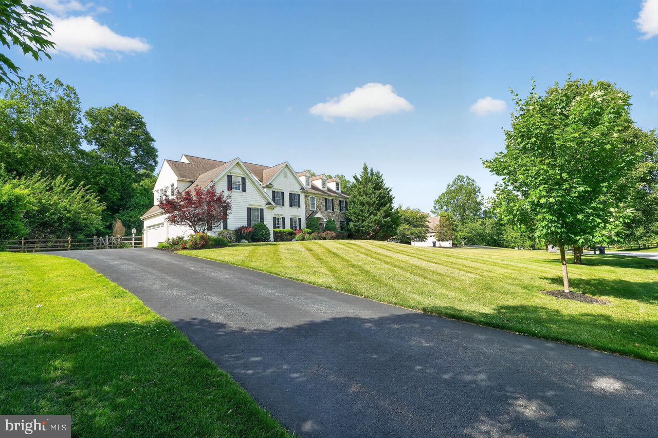 CHANTILLY FARM - Residential