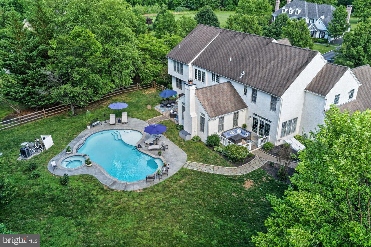 CHANTILLY FARM - Residential