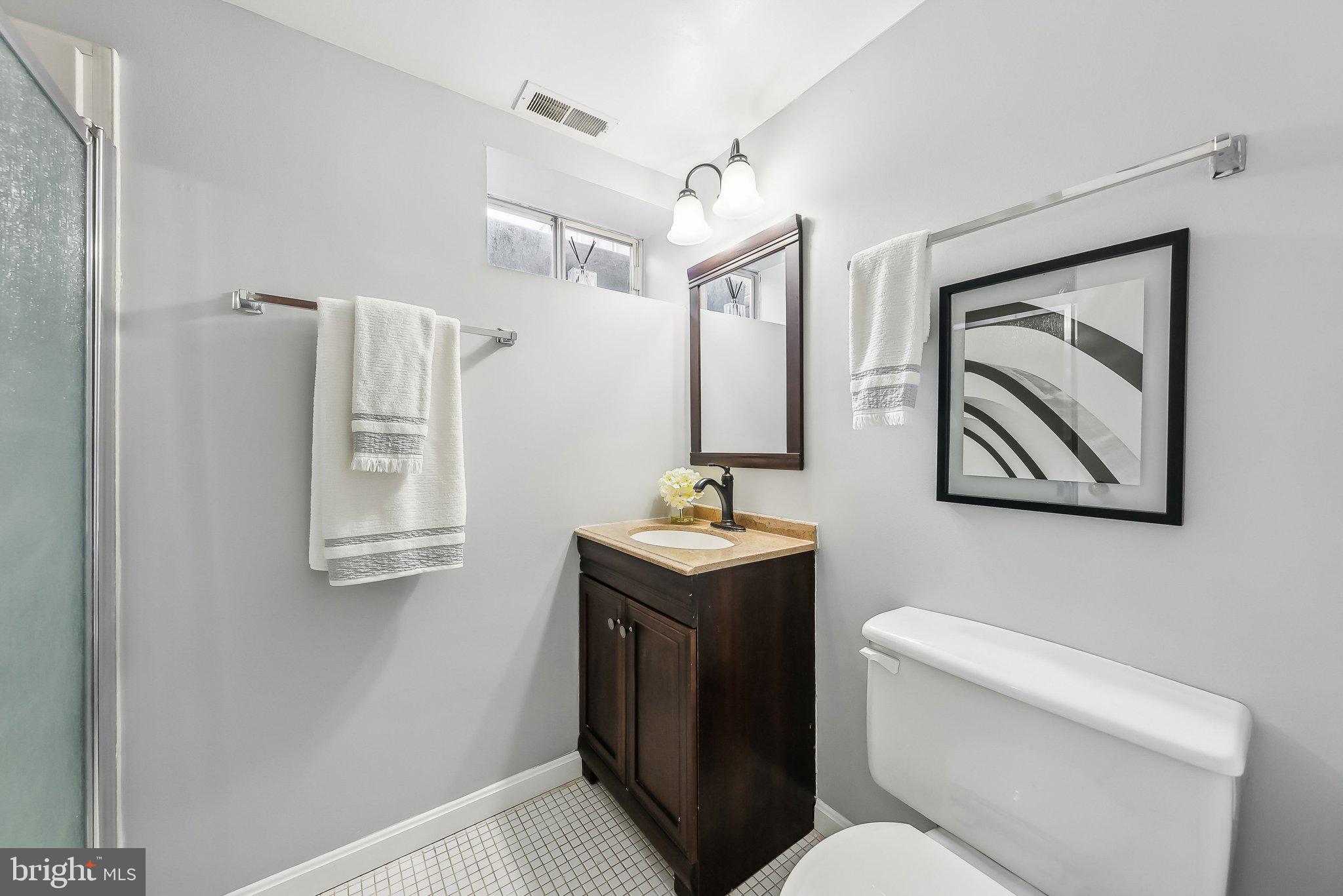 FAIRLINGTON TOWNE - Residential