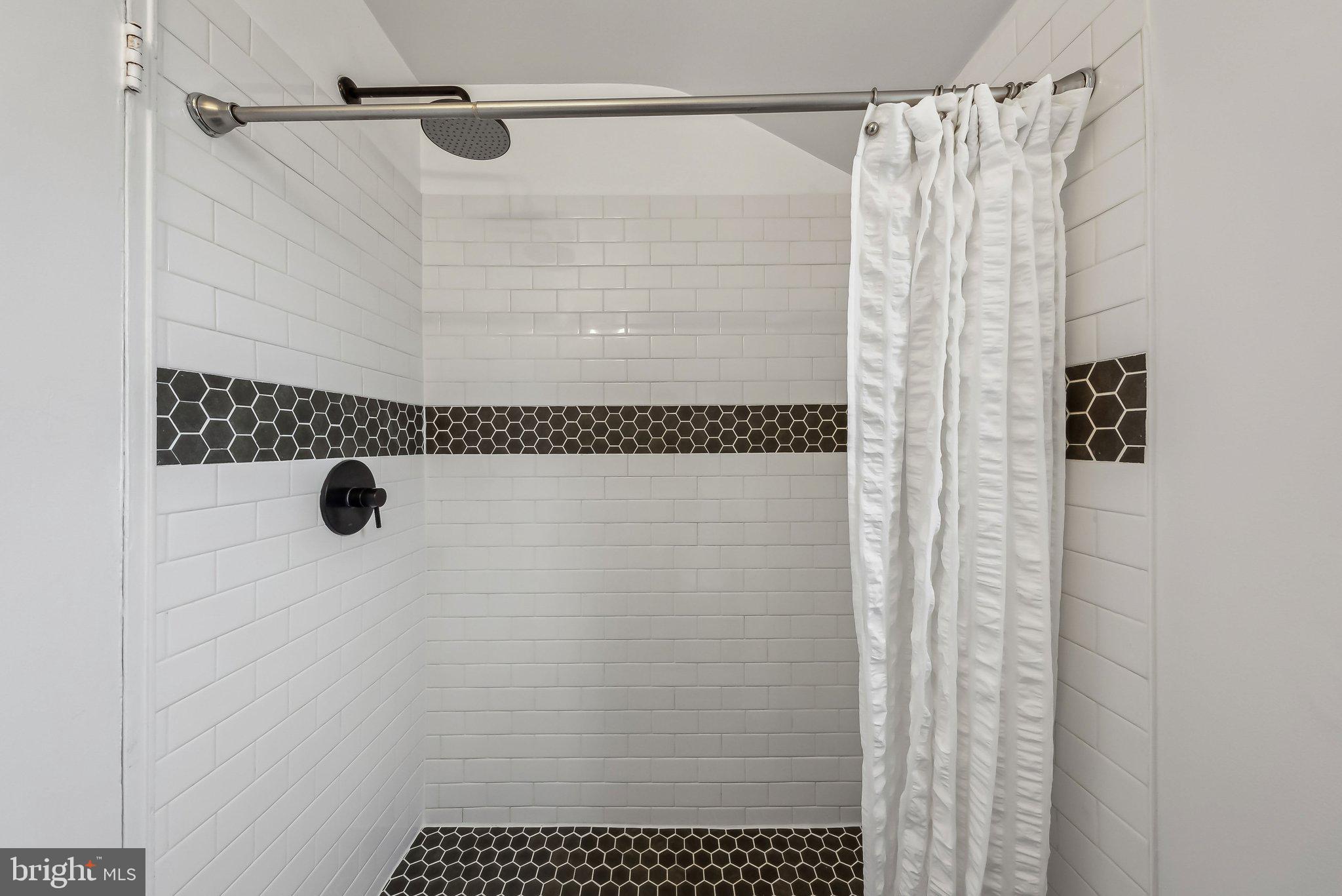 FAIRLINGTON TOWNE - Residential