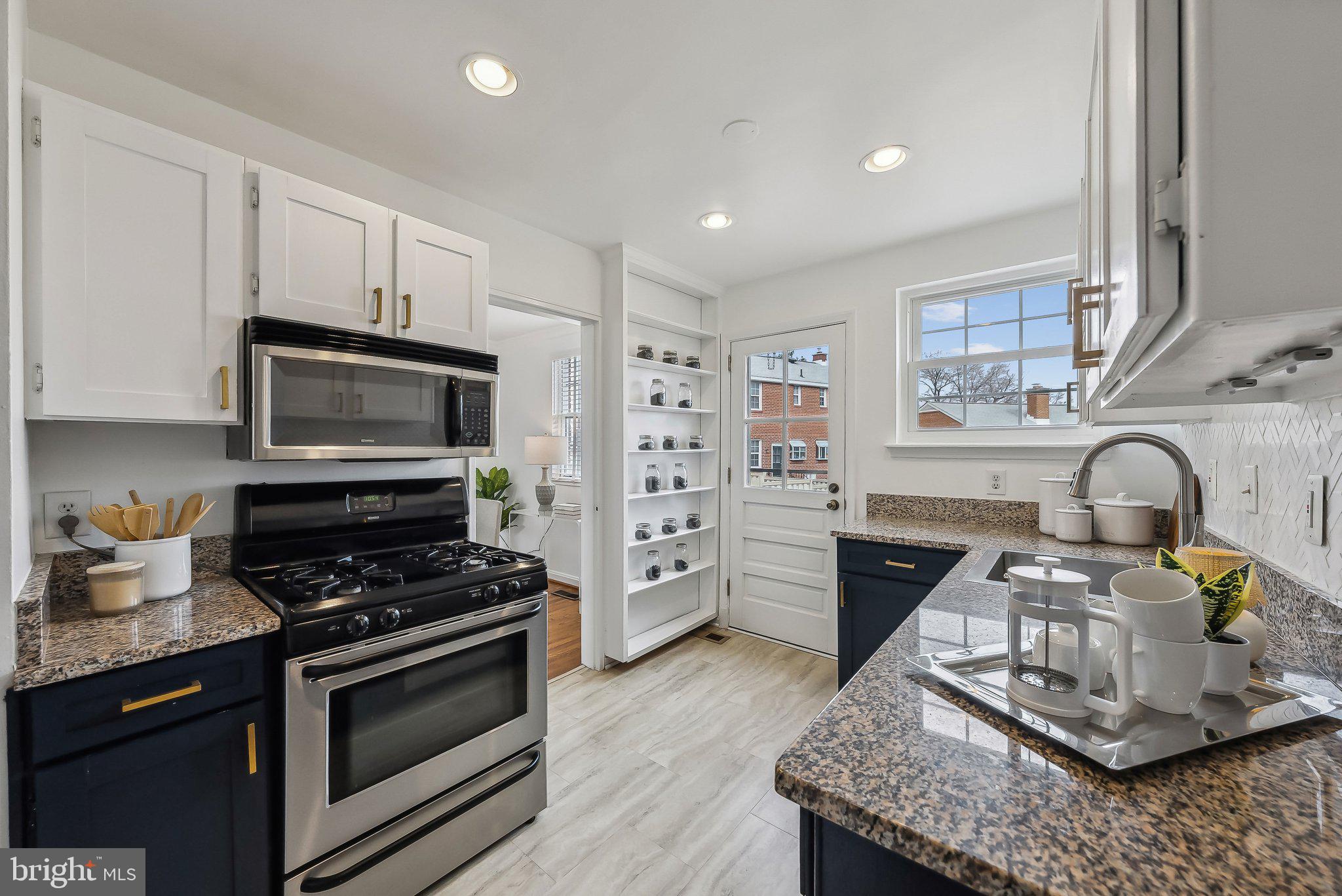FAIRLINGTON TOWNE - Residential