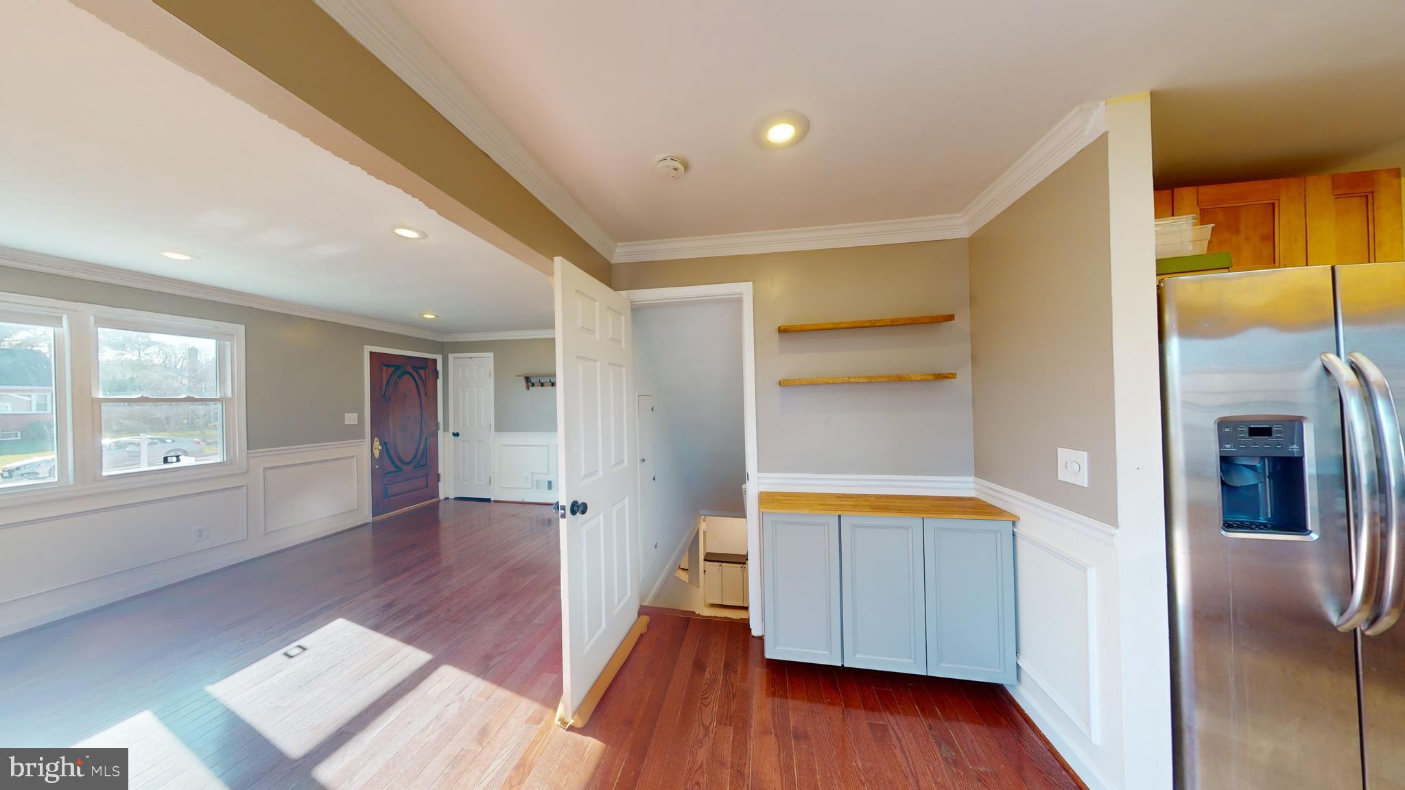 GREGORY HEIGHTS - Residential Lease
