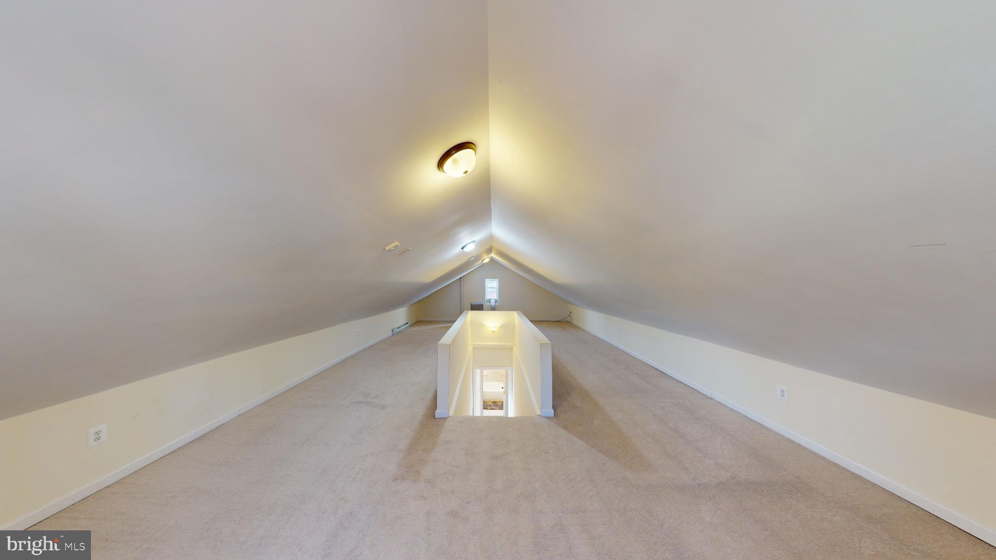 GREGORY HEIGHTS - Residential Lease