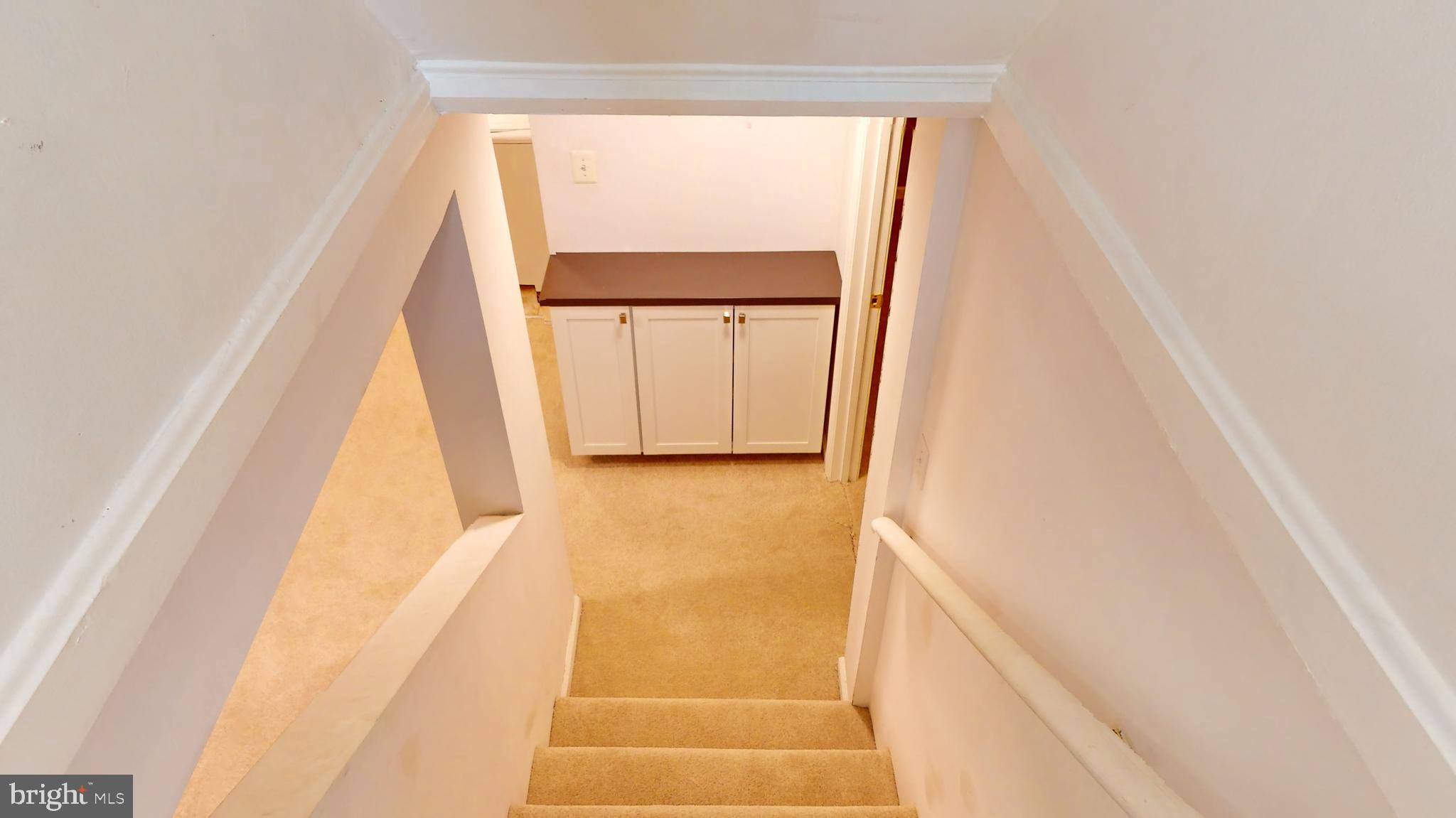 GREGORY HEIGHTS - Residential Lease