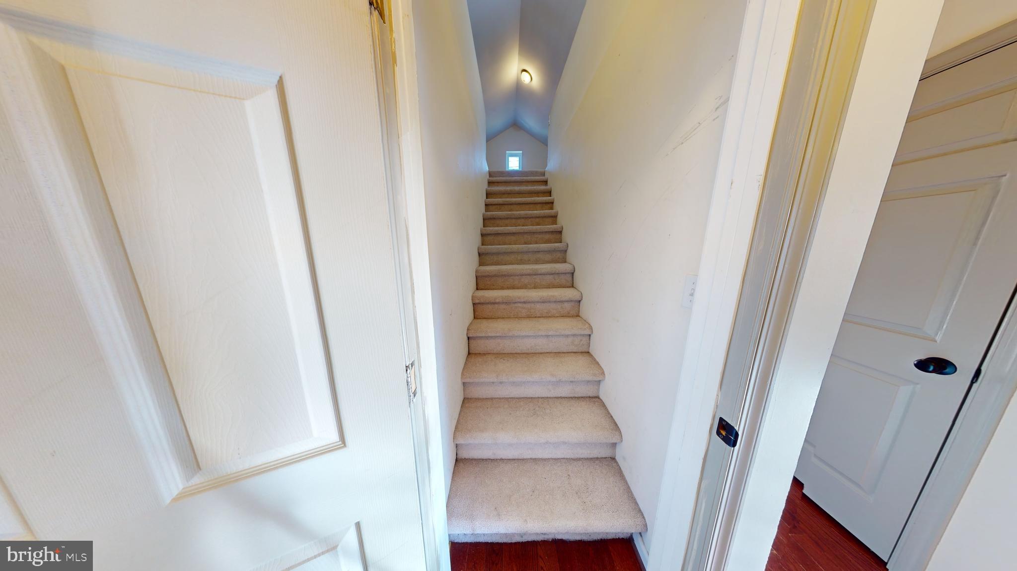 GREGORY HEIGHTS - Residential Lease