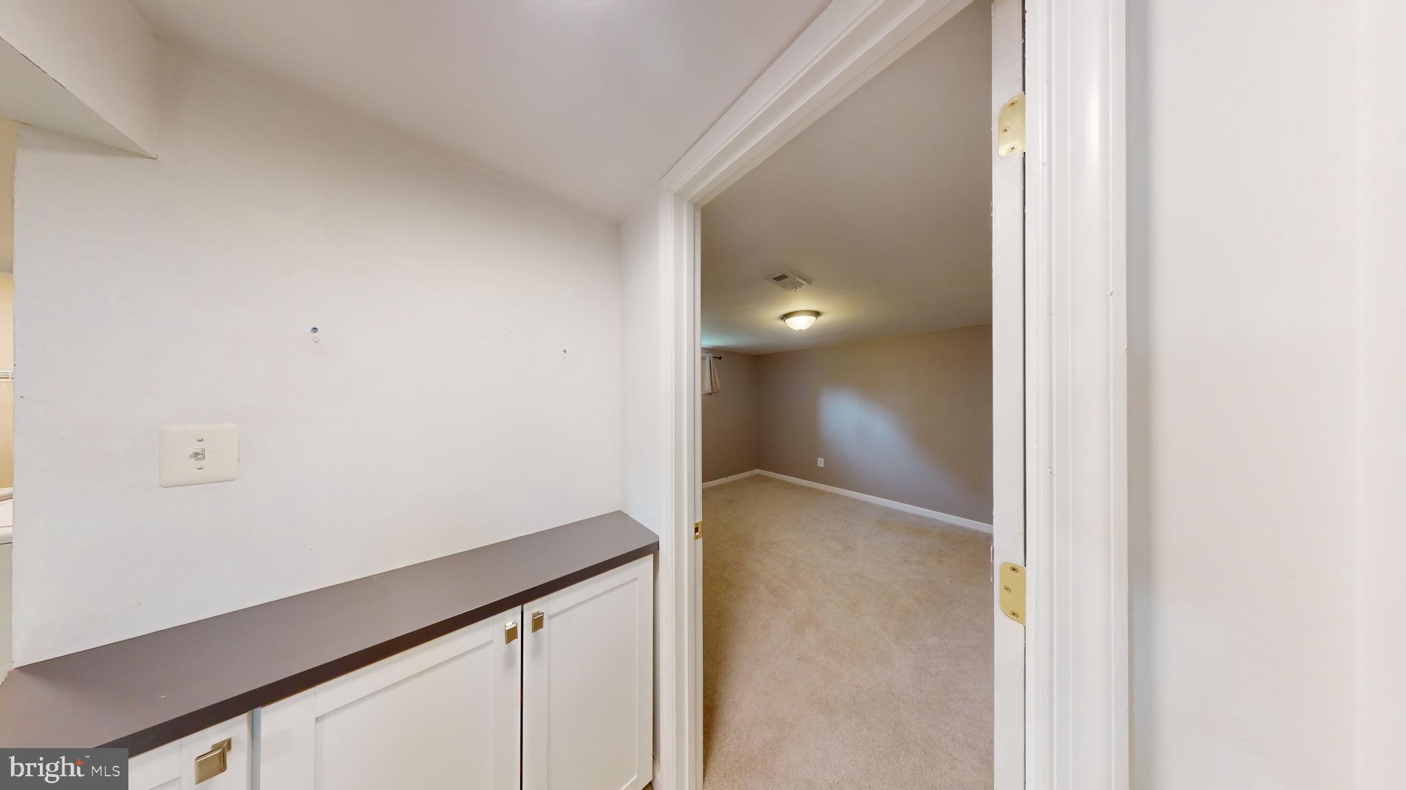 GREGORY HEIGHTS - Residential Lease