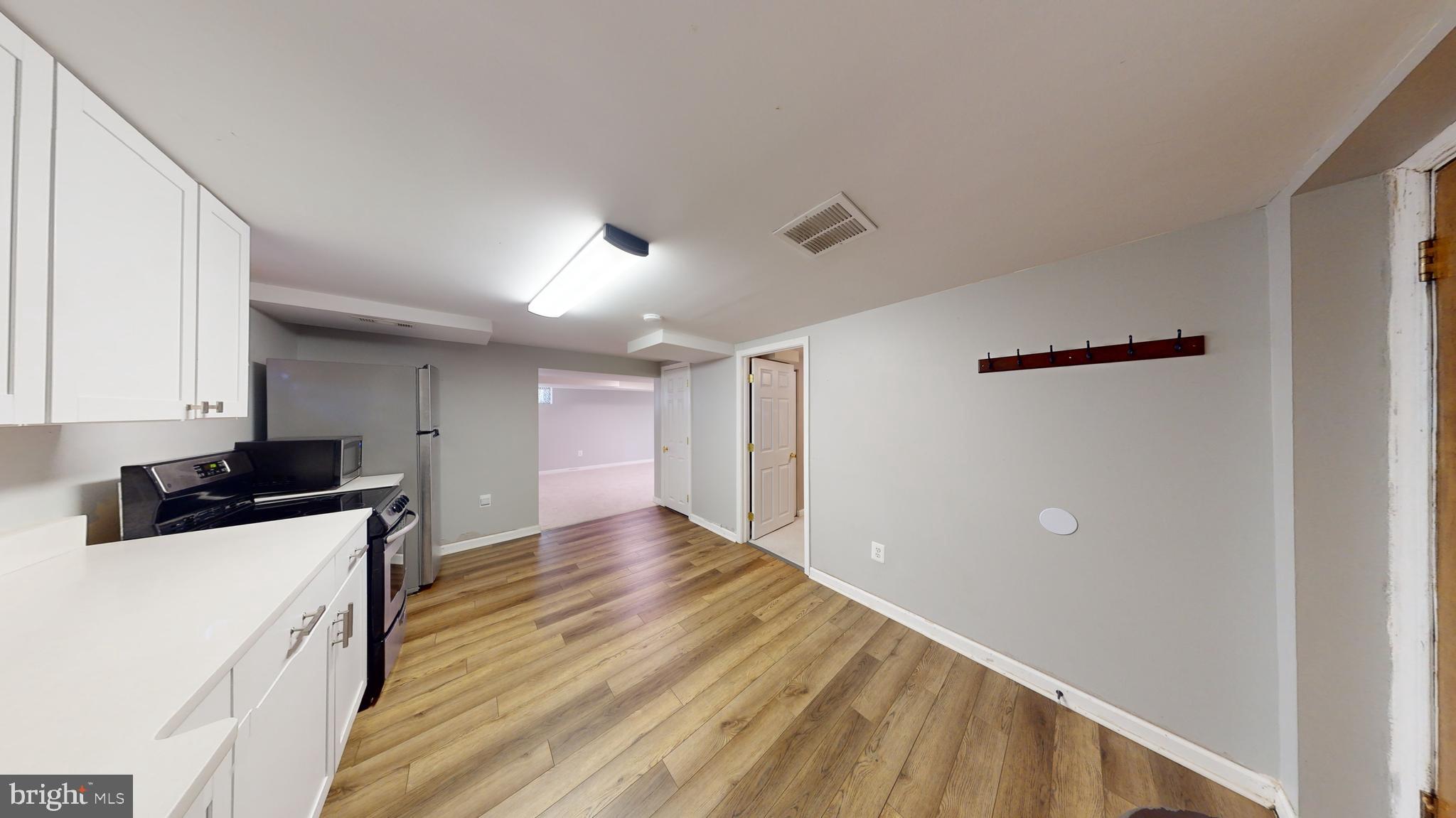 GREGORY HEIGHTS - Residential Lease