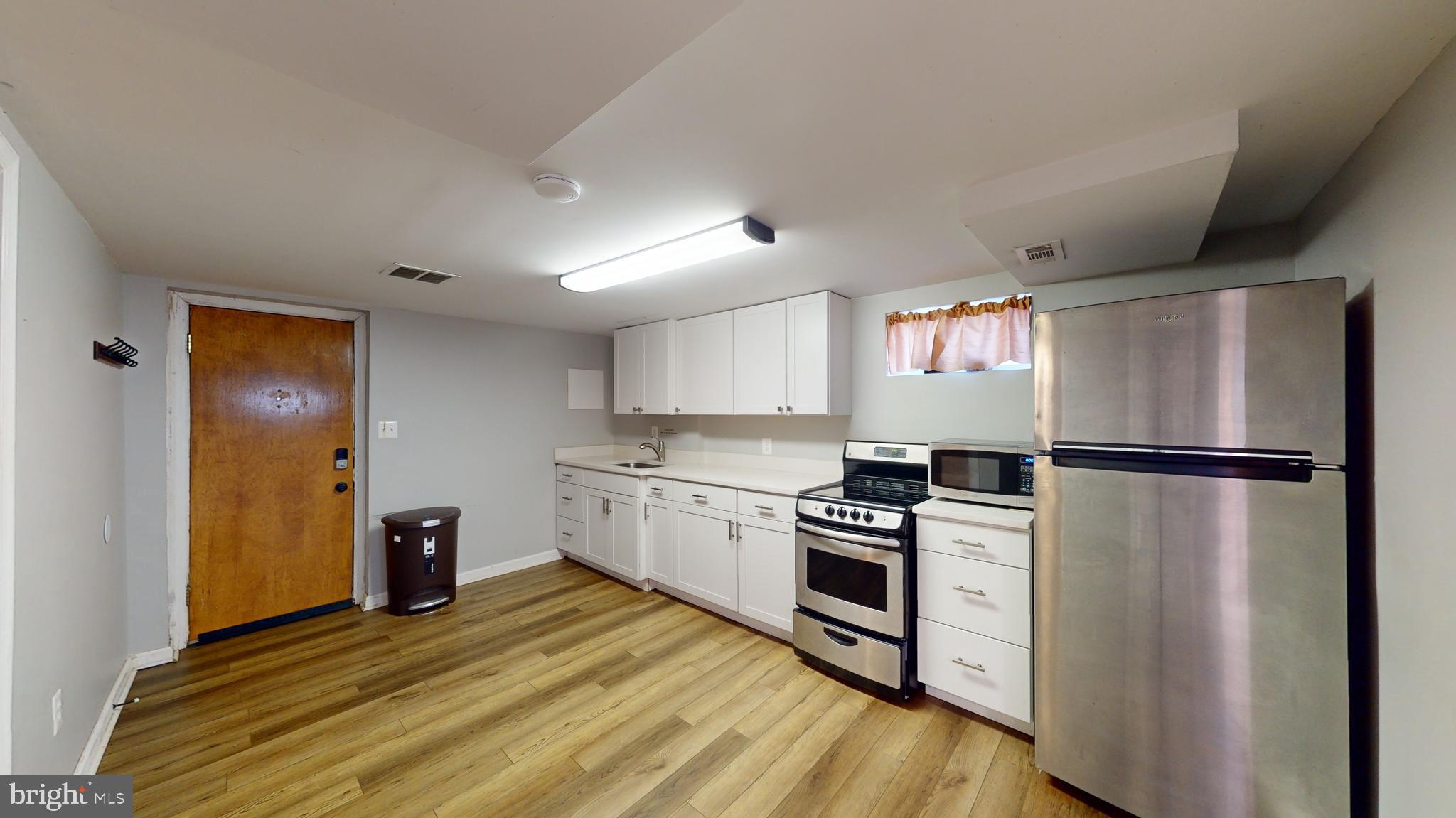 GREGORY HEIGHTS - Residential Lease