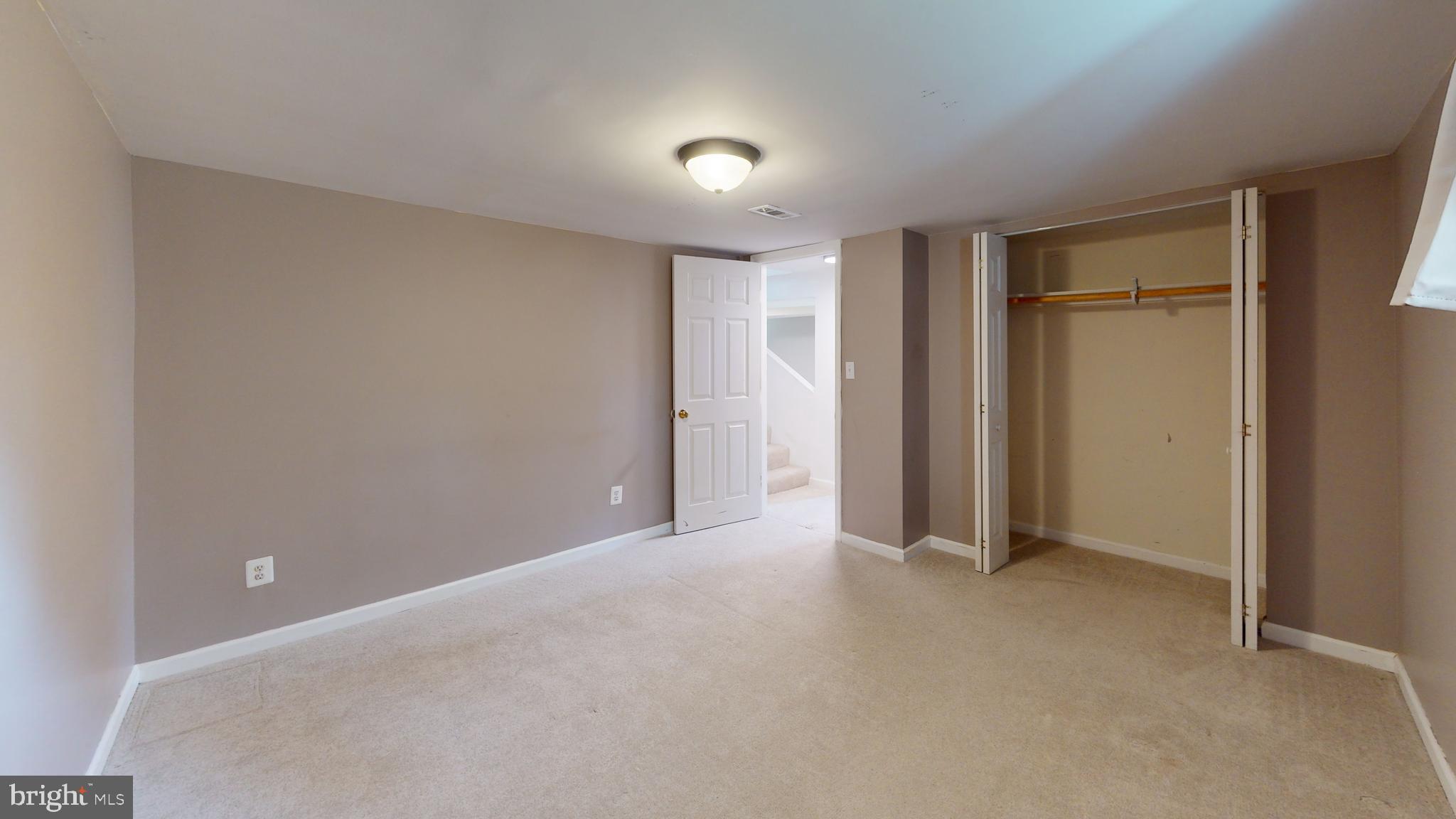 GREGORY HEIGHTS - Residential Lease