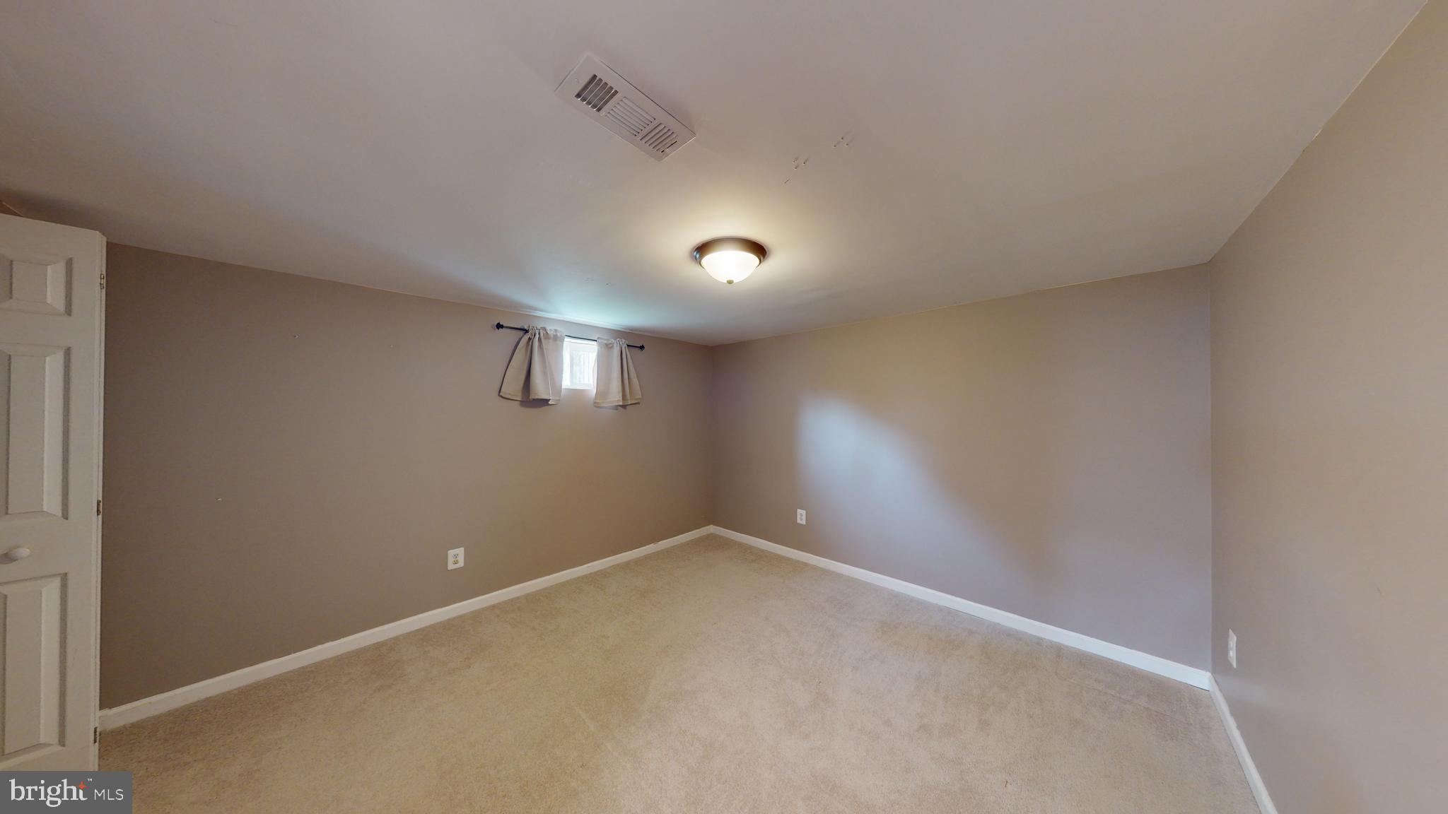 GREGORY HEIGHTS - Residential Lease