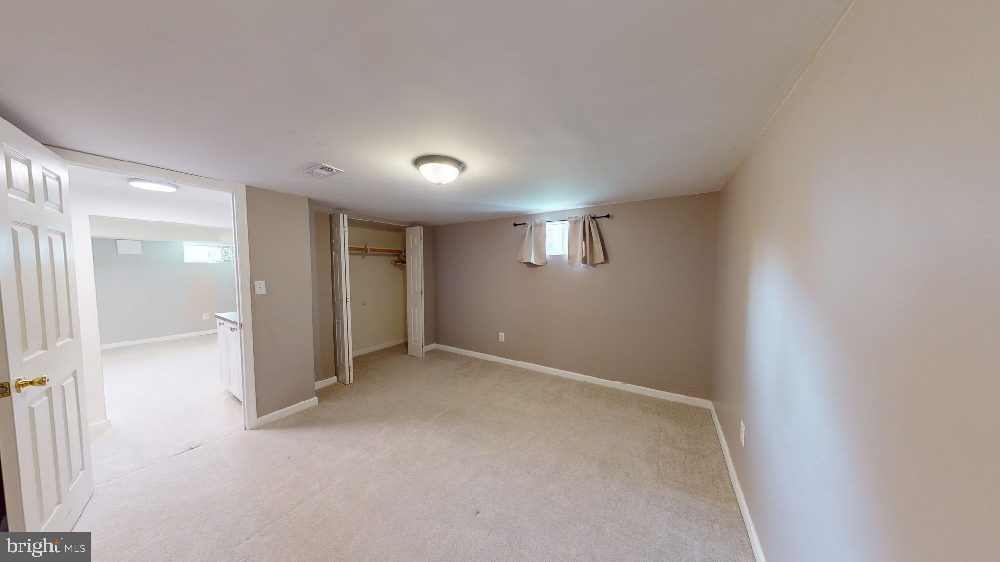 GREGORY HEIGHTS - Residential Lease
