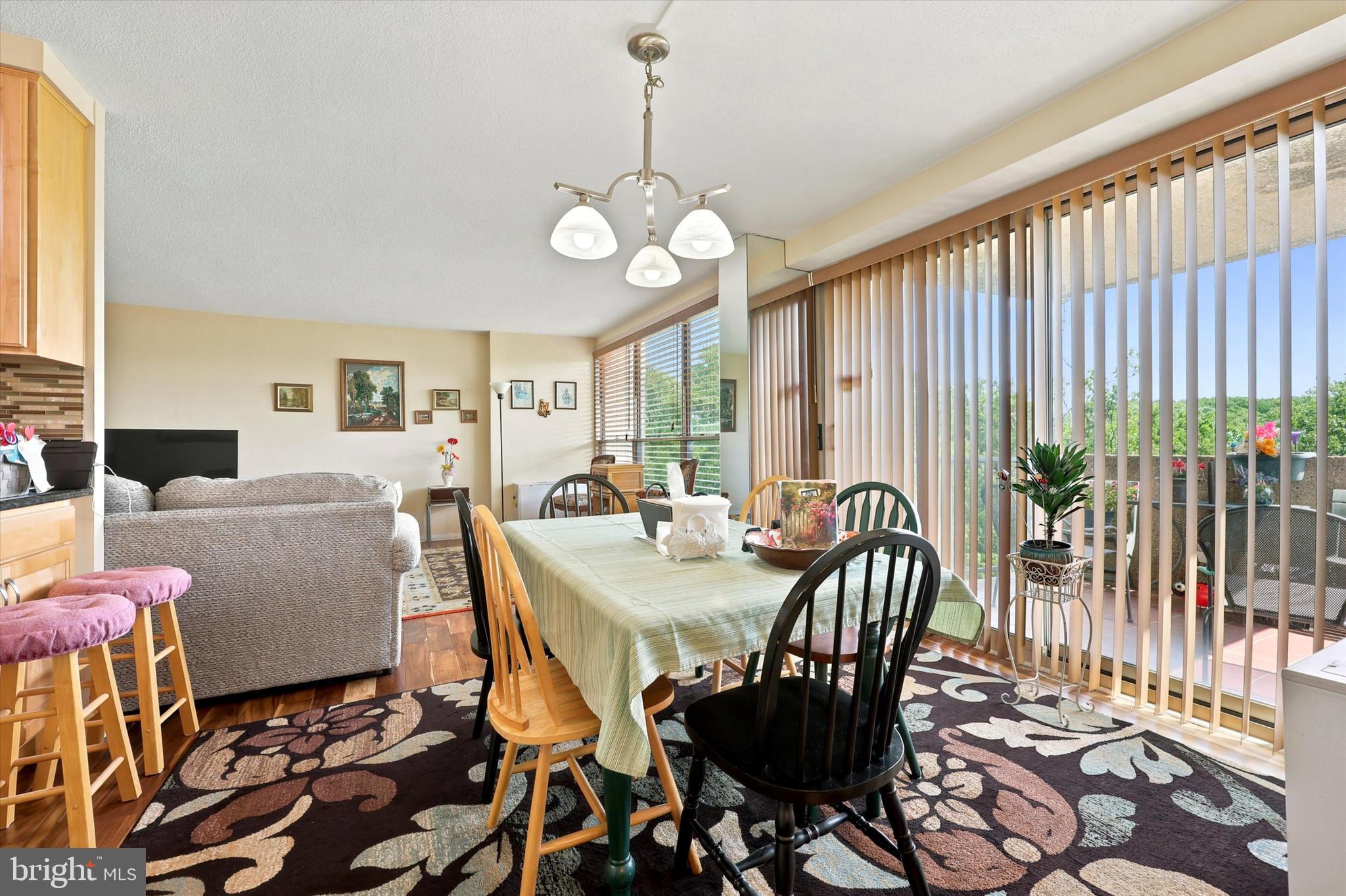 GREEN HILL - Residential