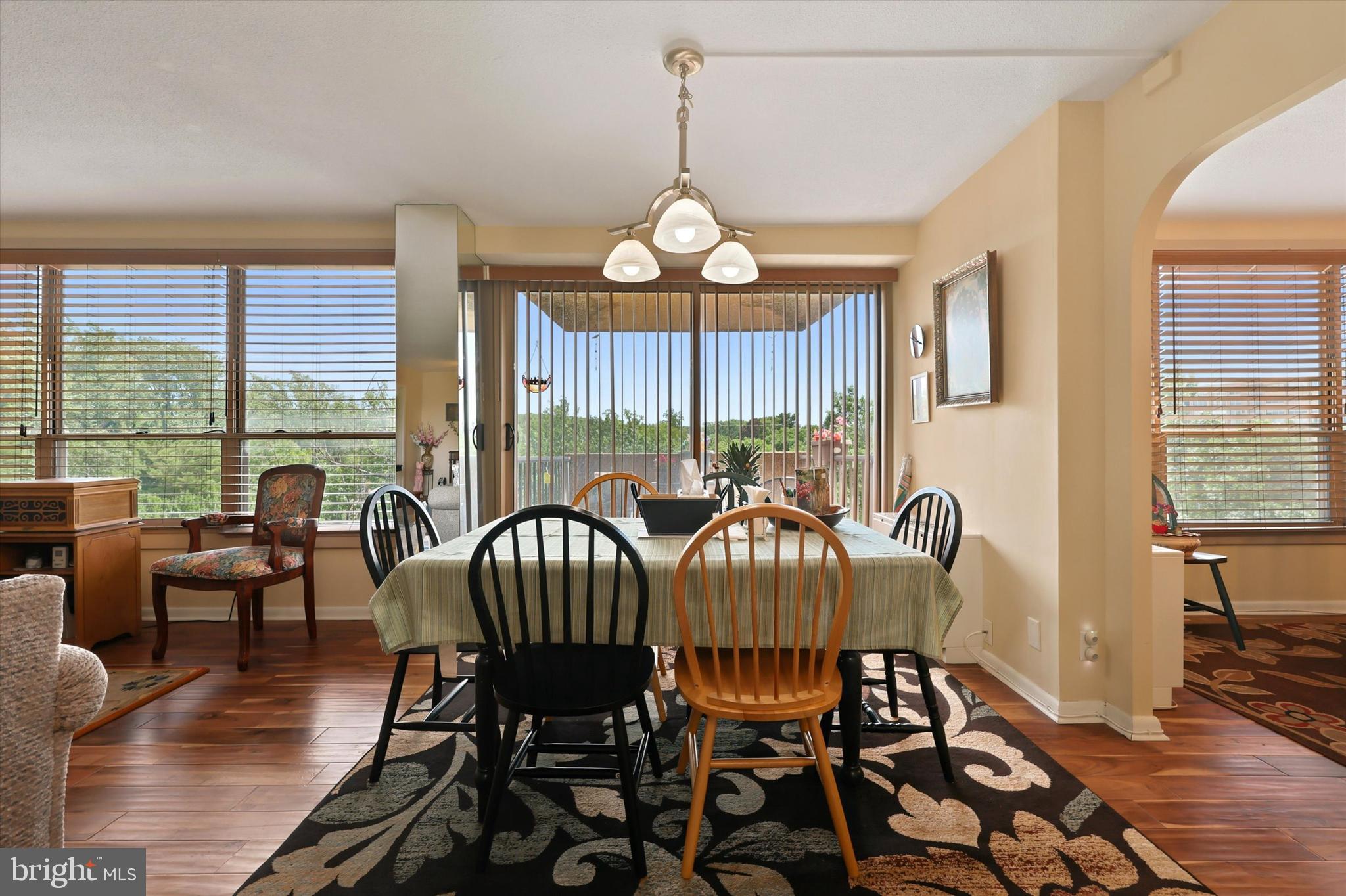 GREEN HILL - Residential