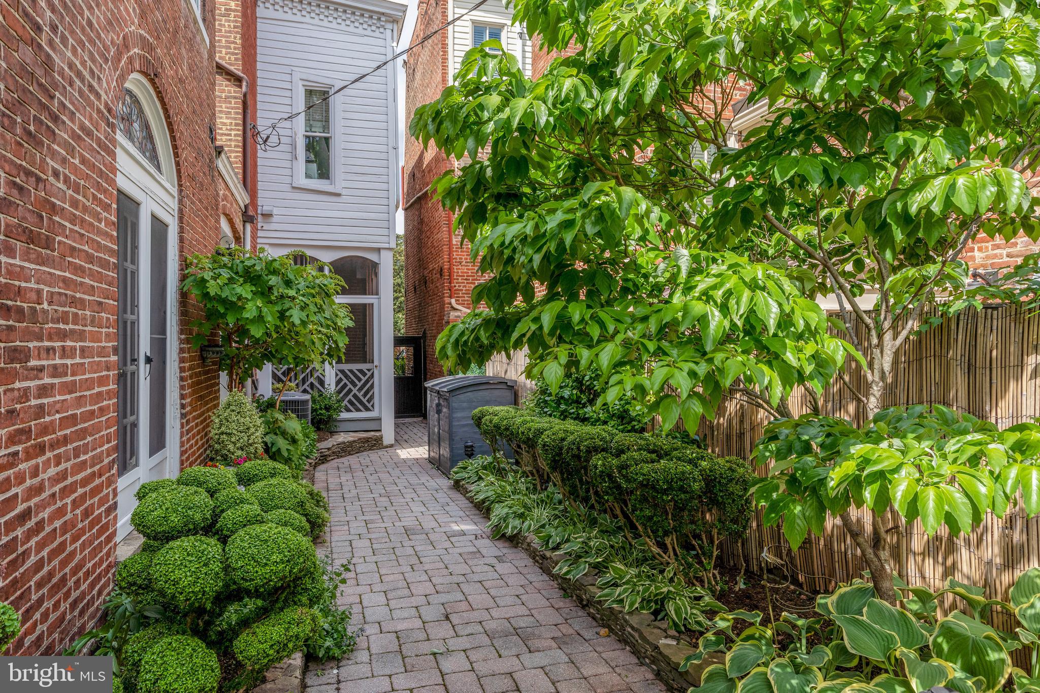 OLD TOWN - Residential