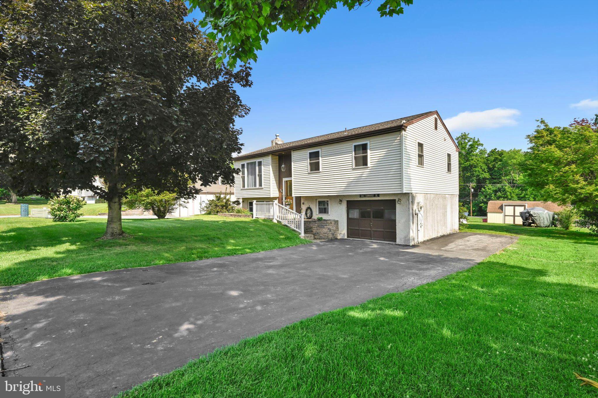 CHARMING DALE - Residential