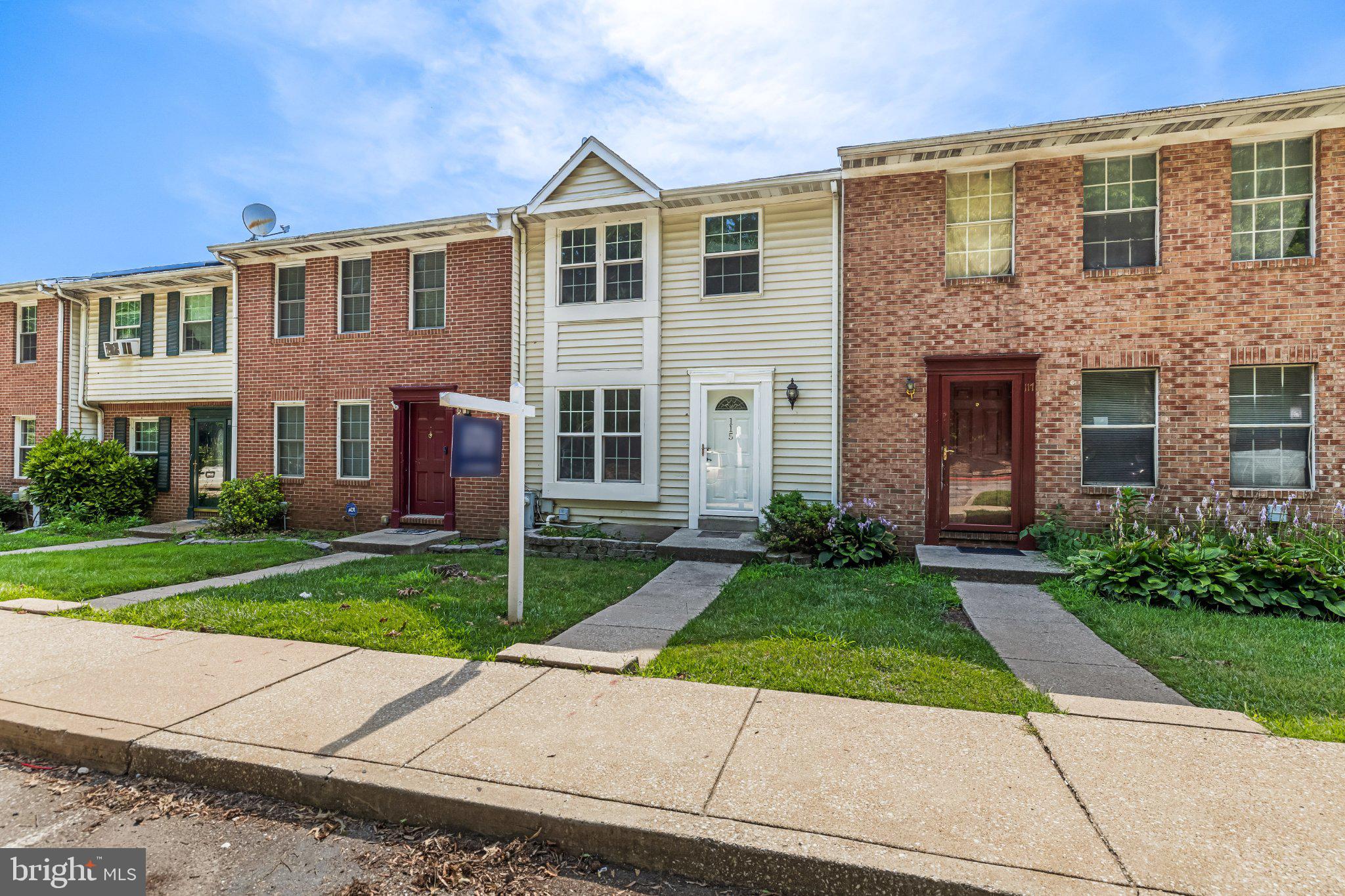 MARINE OAKS VILLAGE - Residential