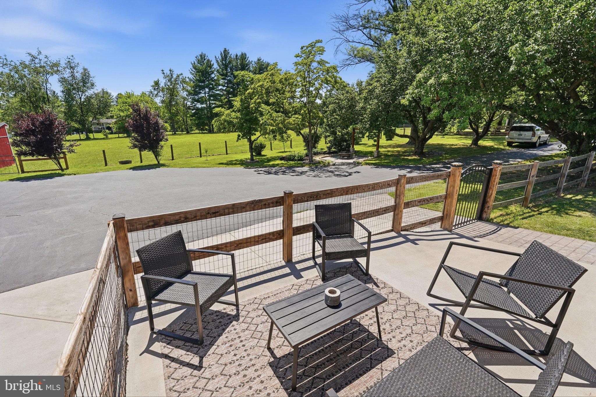 UTICA MILLS FARMETTES - Residential