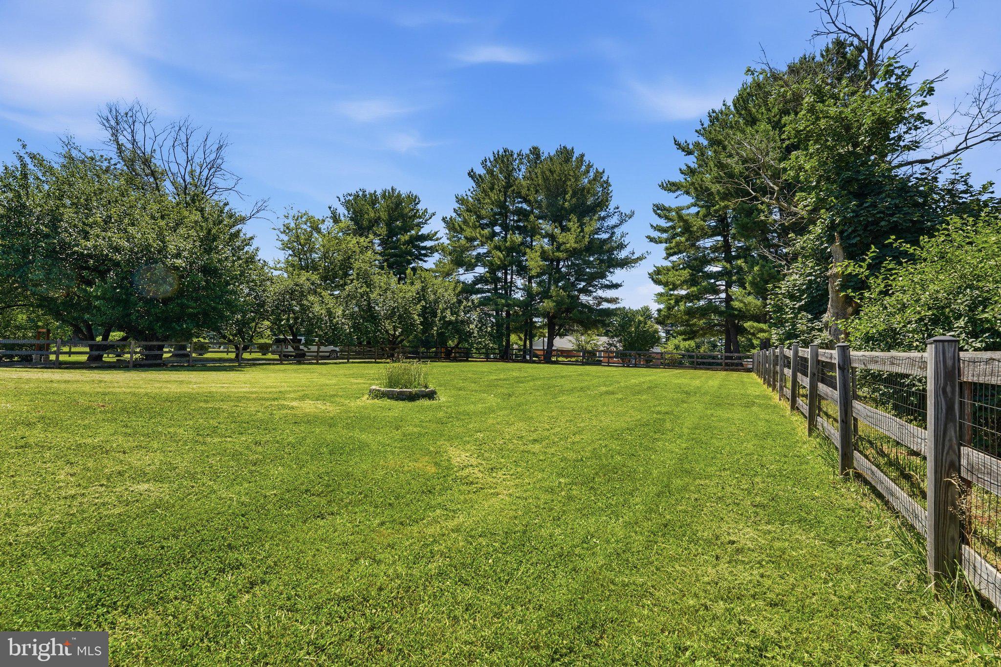 UTICA MILLS FARMETTES - Residential