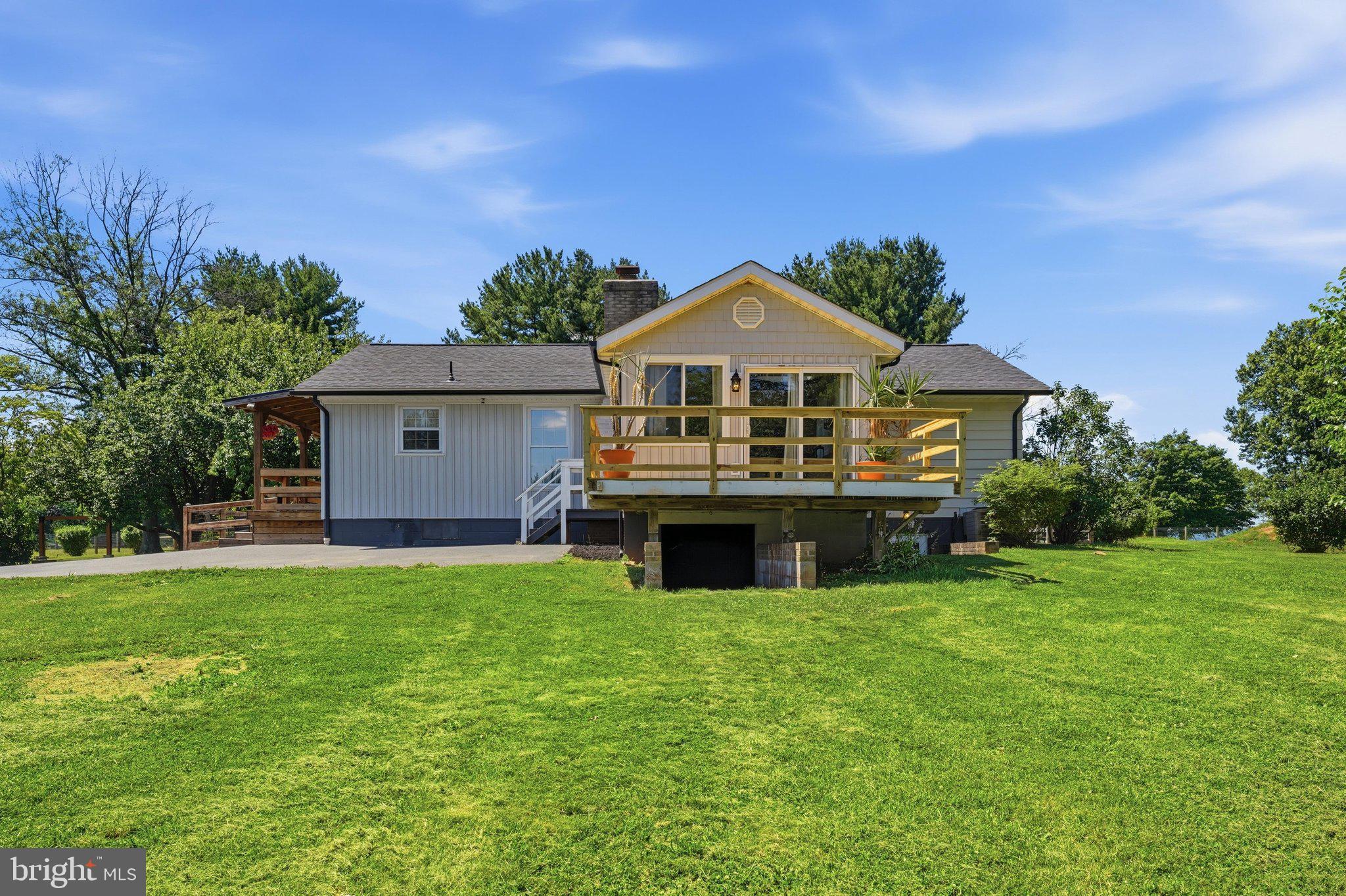 UTICA MILLS FARMETTES - Residential