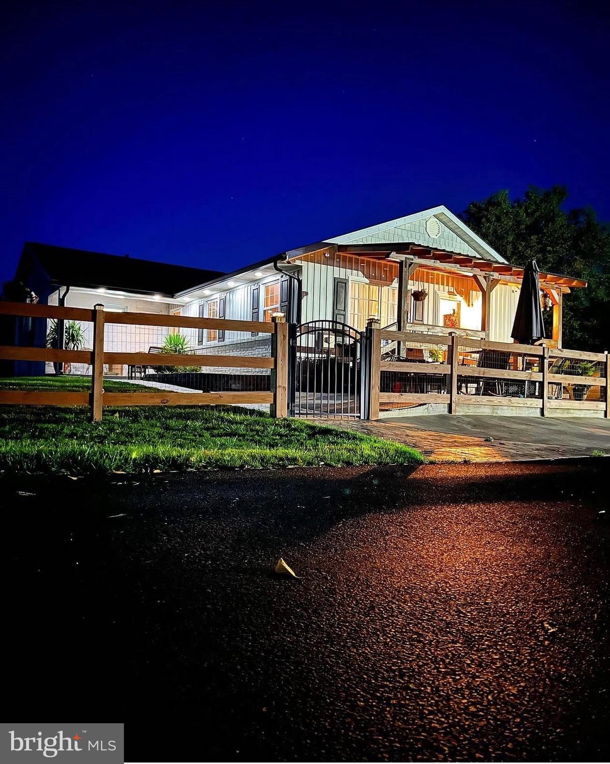 UTICA MILLS FARMETTES - Residential