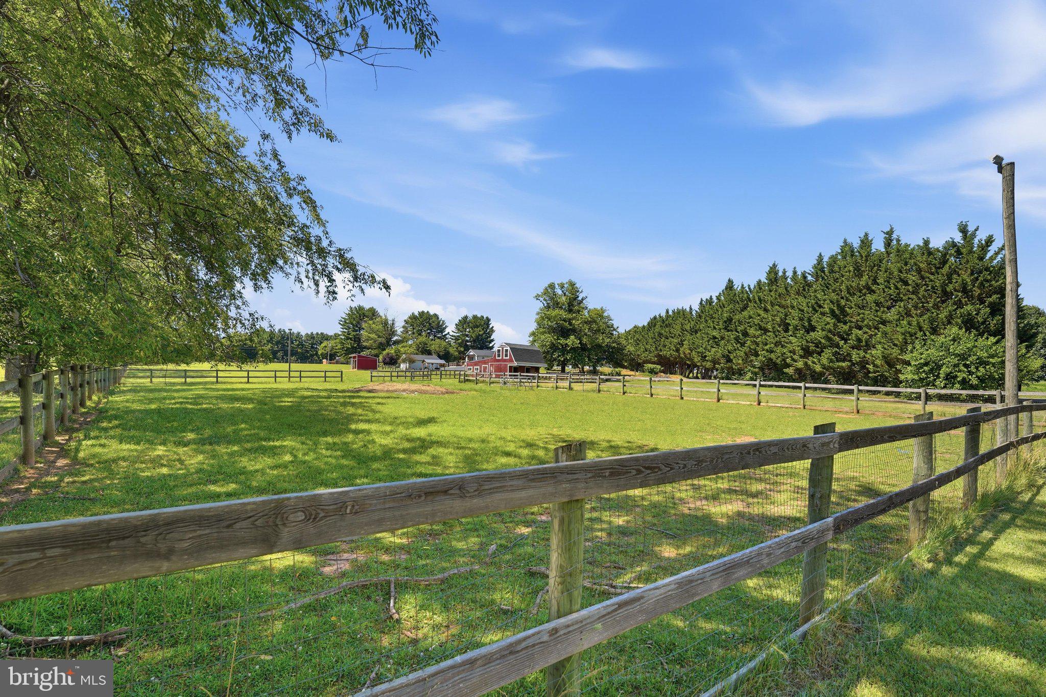 UTICA MILLS FARMETTES - Residential