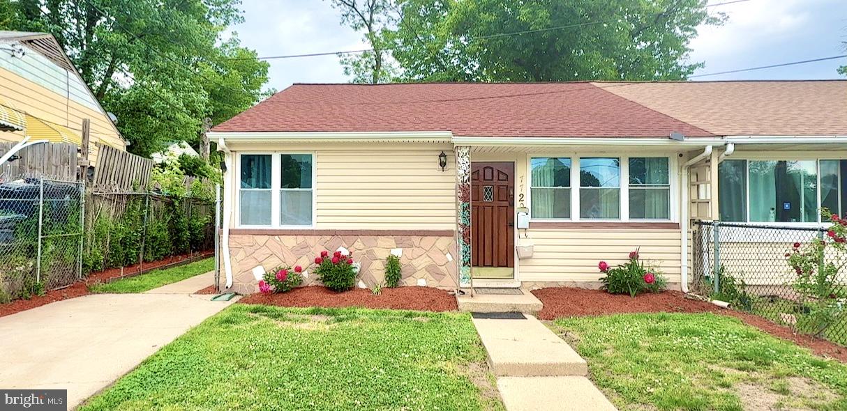 PALMER PARK - Residential Lease