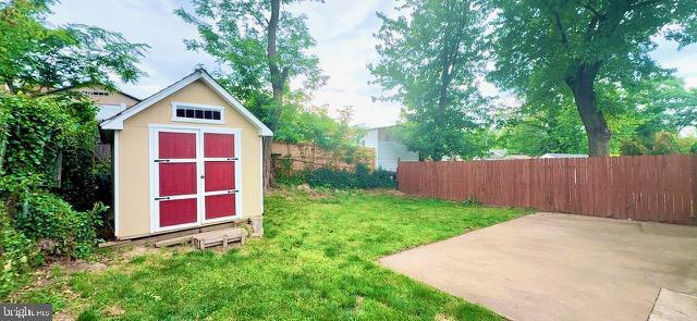 PALMER PARK - Residential Lease