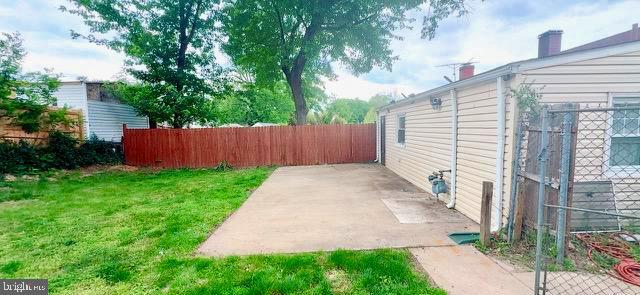 PALMER PARK - Residential Lease