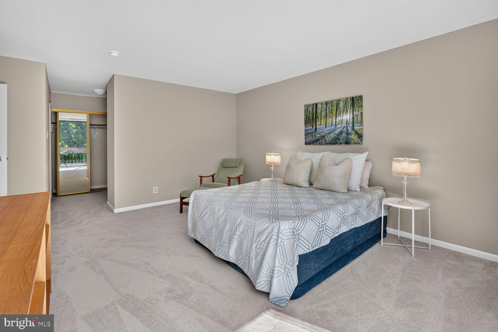 SUMNER VILLAGE - Residential