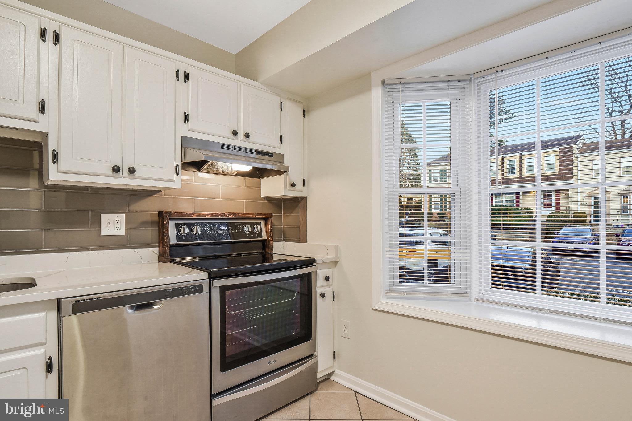 KEENE MILL WOODS - Residential