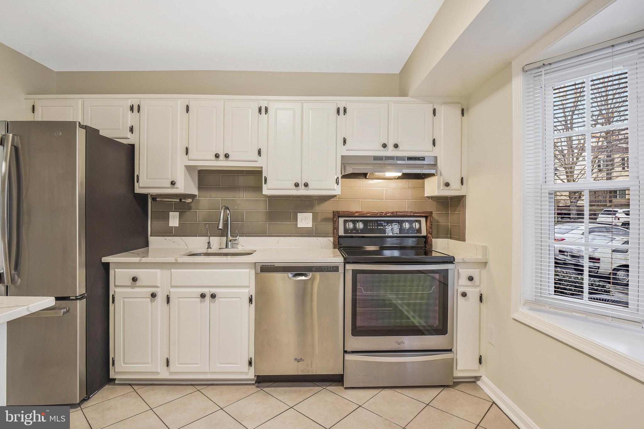 KEENE MILL WOODS - Residential