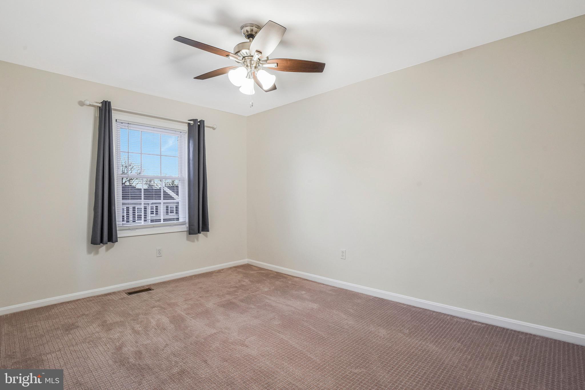 KEENE MILL WOODS - Residential