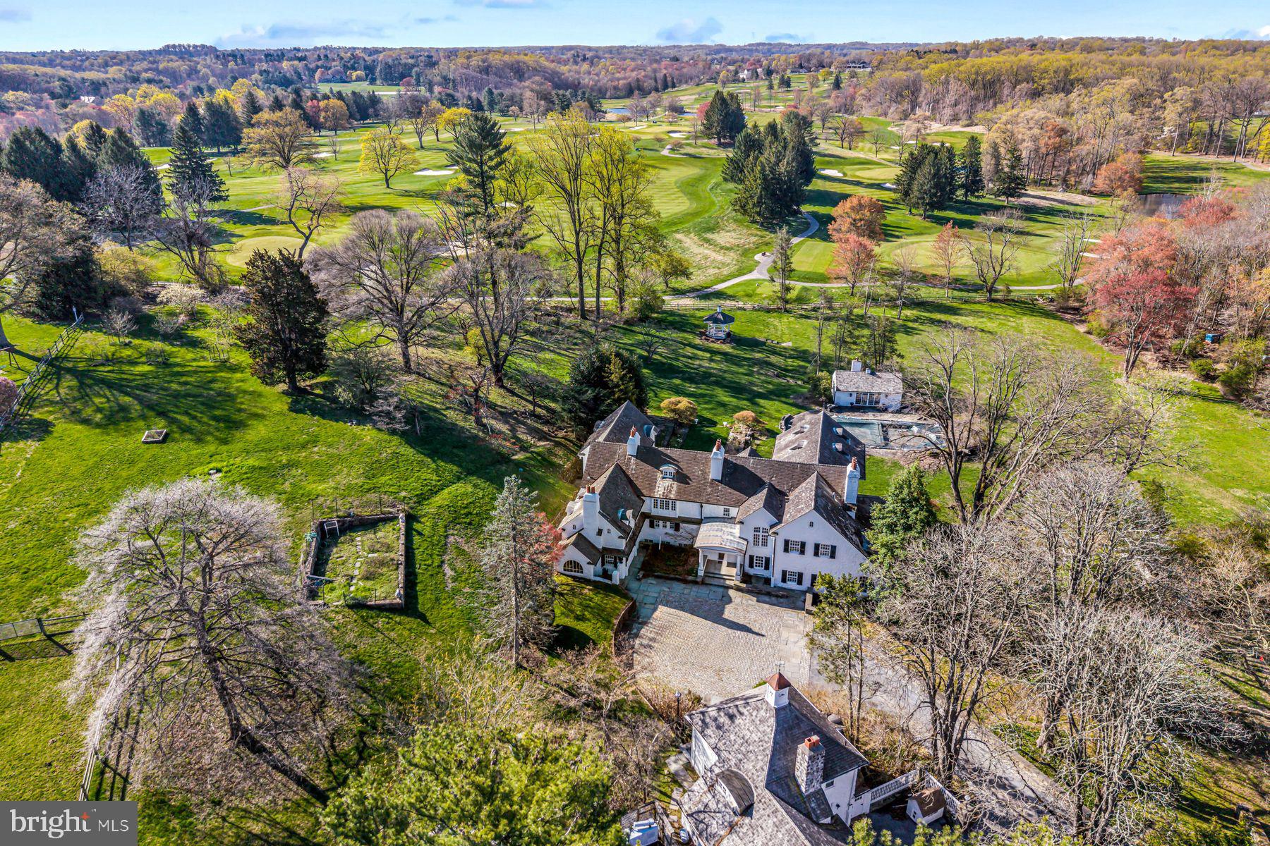 RADNOR HUNT - Residential