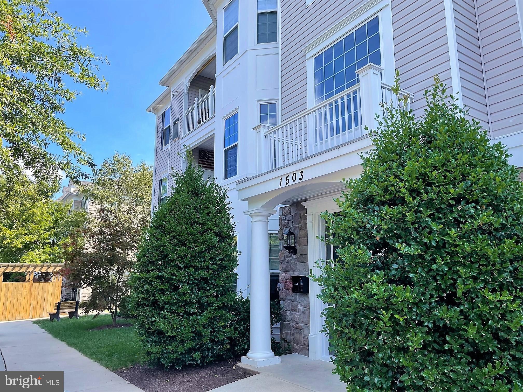***STUNNING LIKE NEW HANDICAP ACCESSIBLE CONDO LOCATED ON ENTRY LEVEL (2ND FLOOR)*** LOVELY OPEN FLOOR PLAN FILLED WITH NATURAL LIGHT*HUGE KITCHEN WITH PLENTY OF CABINETS AND SPARKLING GRANITE COUNTERS*MAIN LIVING AREA WITH HARDWOOD FLOORING AND GLASS DOOR TO PRIVATE BALCONY*SPACIOUS OWNERS SUITE WITH LARGE WALK-IN CLOSET AND BATHROOM WITH SEPARATE SOAKING TUB AND DUAL VANITY*RECENTLY PAINTED THROUGHOUT AND NEW CARPET*AMAZING ACTIVE COMMUNITY WITH INCREDIBLE CLUBHOUSE  INCLUDING A WONDERFUL GATHERING AREA, GYM, BILLIARD /GAME ROOM, KITCHEN AND OUTDOOR SWIMMING POOL*