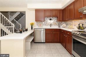OLD BRIDGE ESTATES - Residential Lease