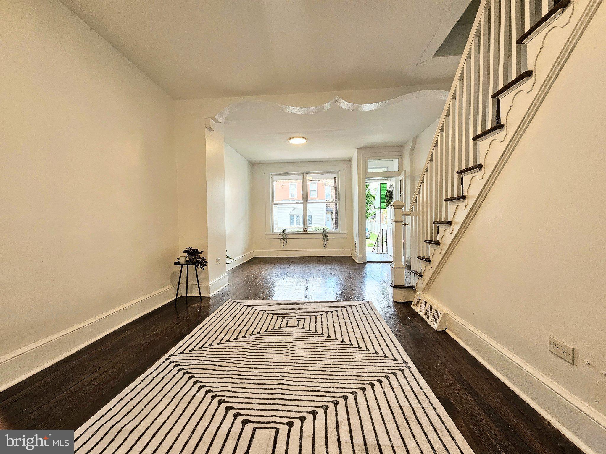 BRIDESBURG - Residential