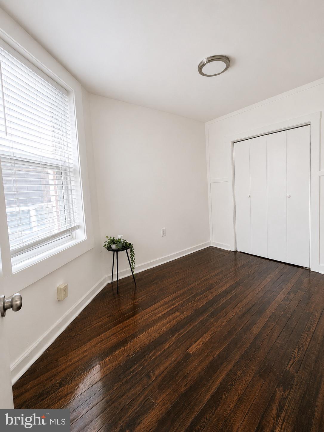 BRIDESBURG - Residential