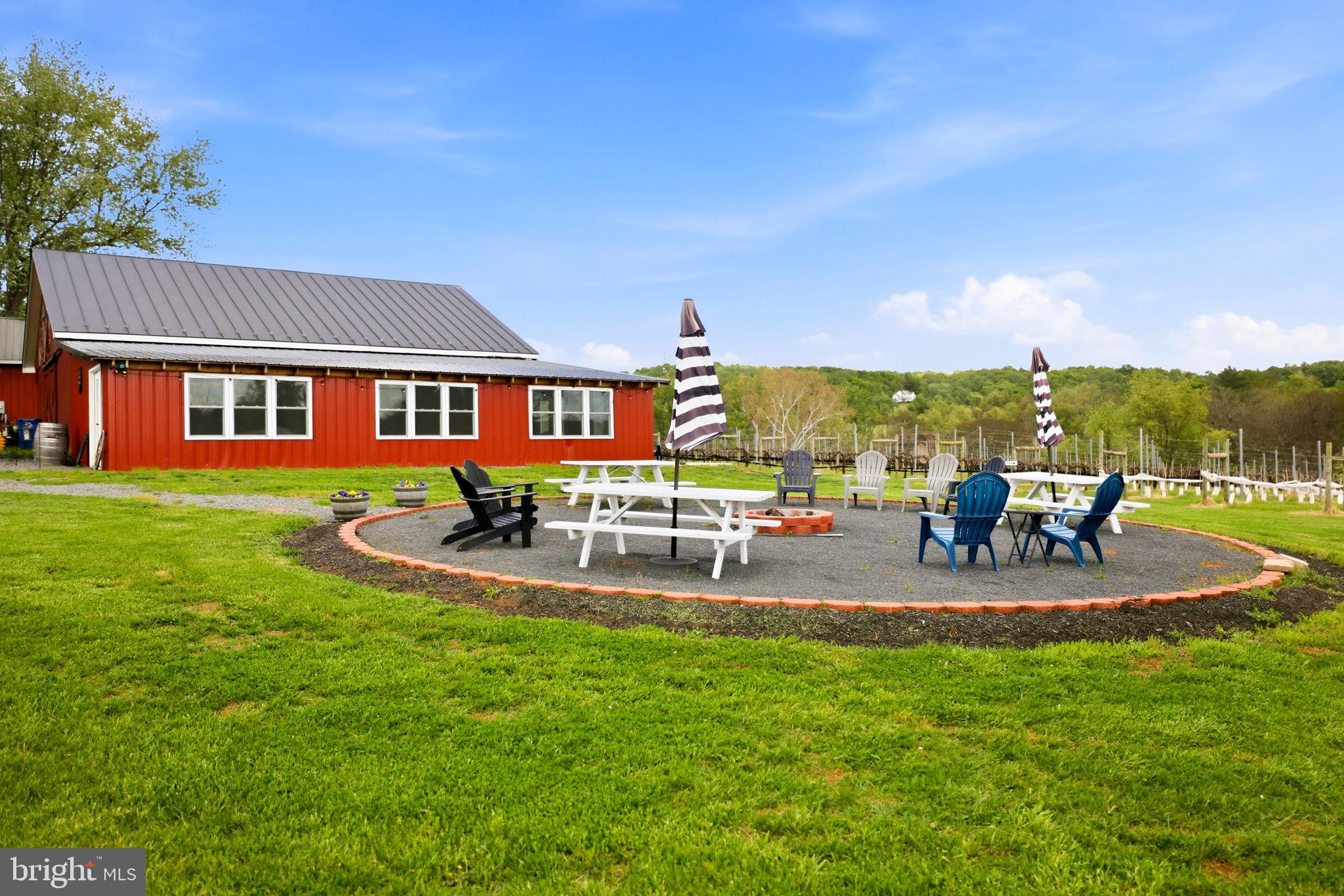 WATERFORD - Farm