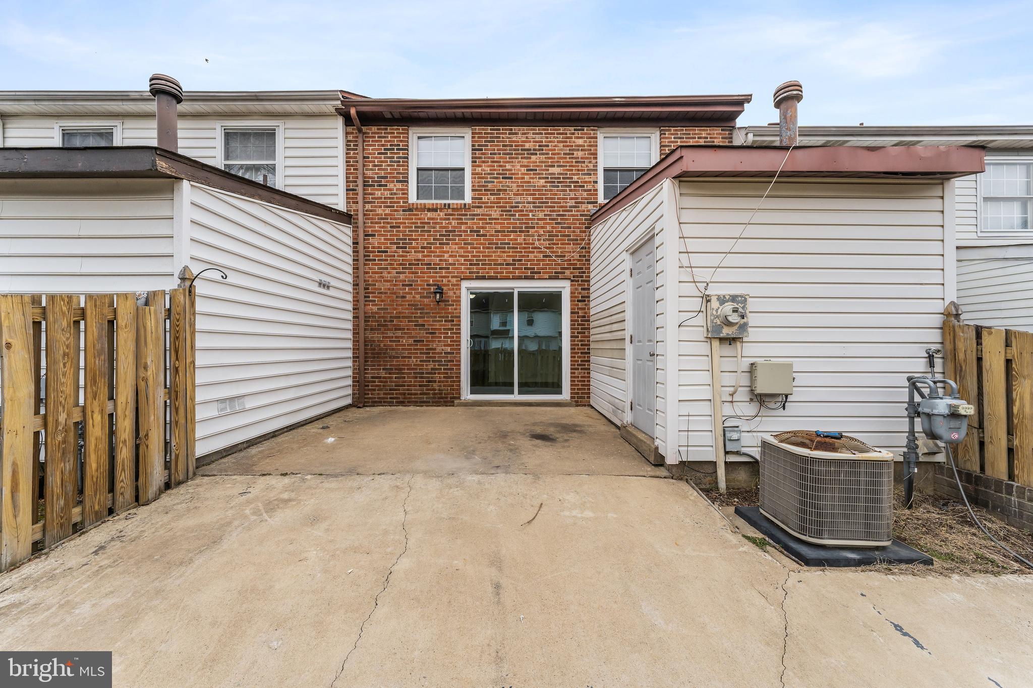BERKELEY VILLAGE - Residential Lease