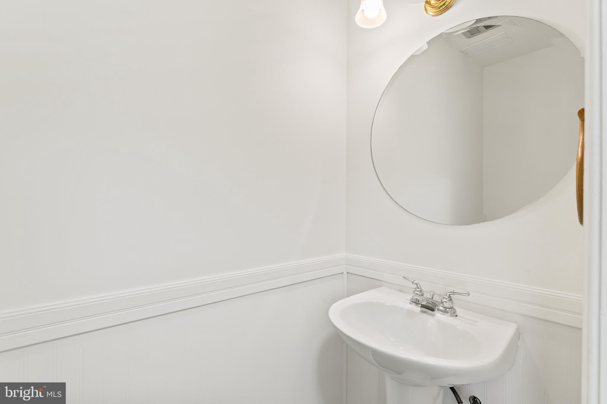 BERKELEY VILLAGE - Residential Lease
