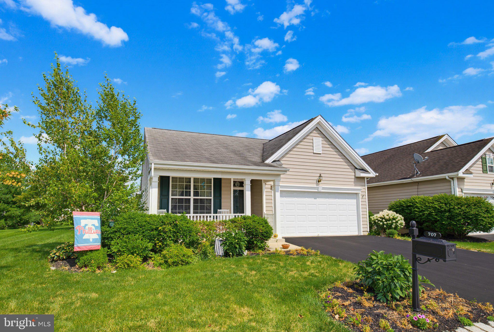 FOUR SEASONS AT ELM TREE - Residential