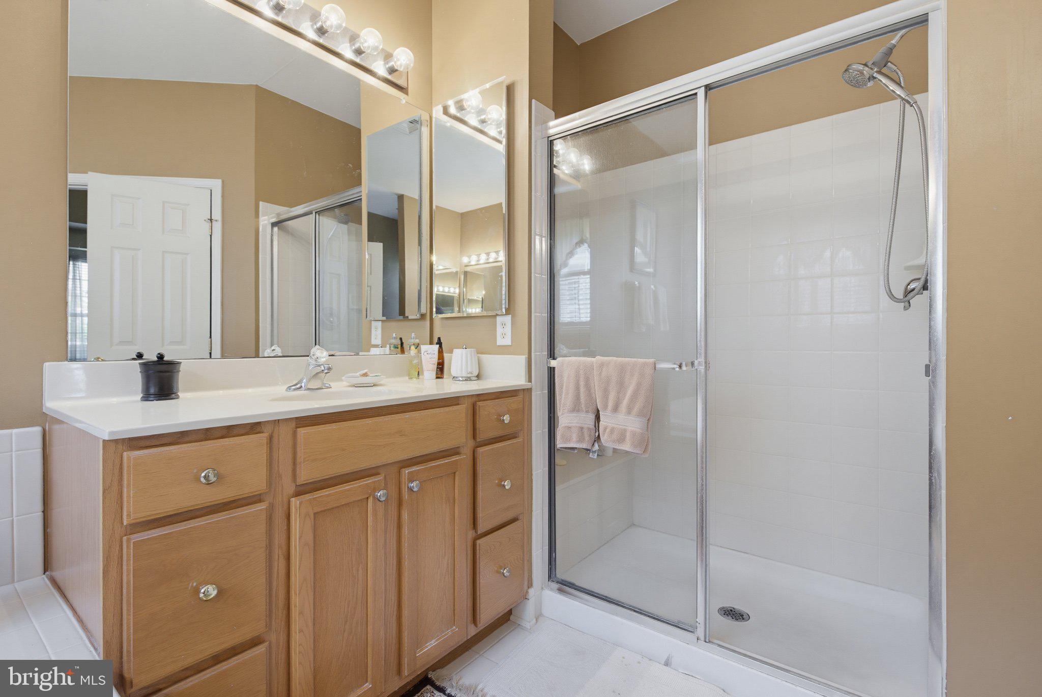 FOUR SEASONS AT ELM TREE - Residential