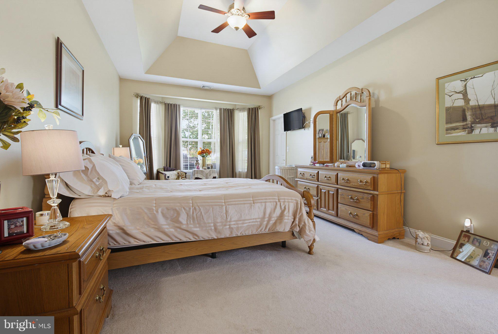 FOUR SEASONS AT ELM TREE - Residential