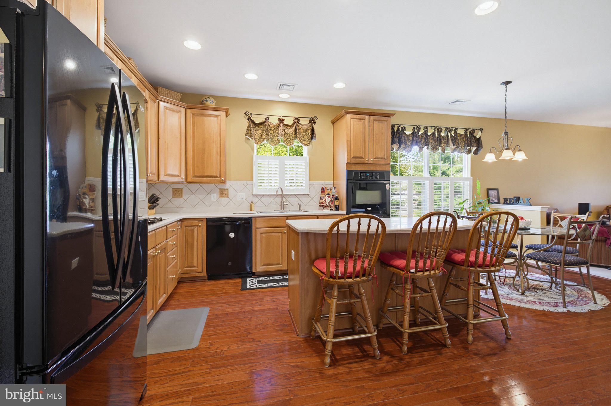 FOUR SEASONS AT ELM TREE - Residential