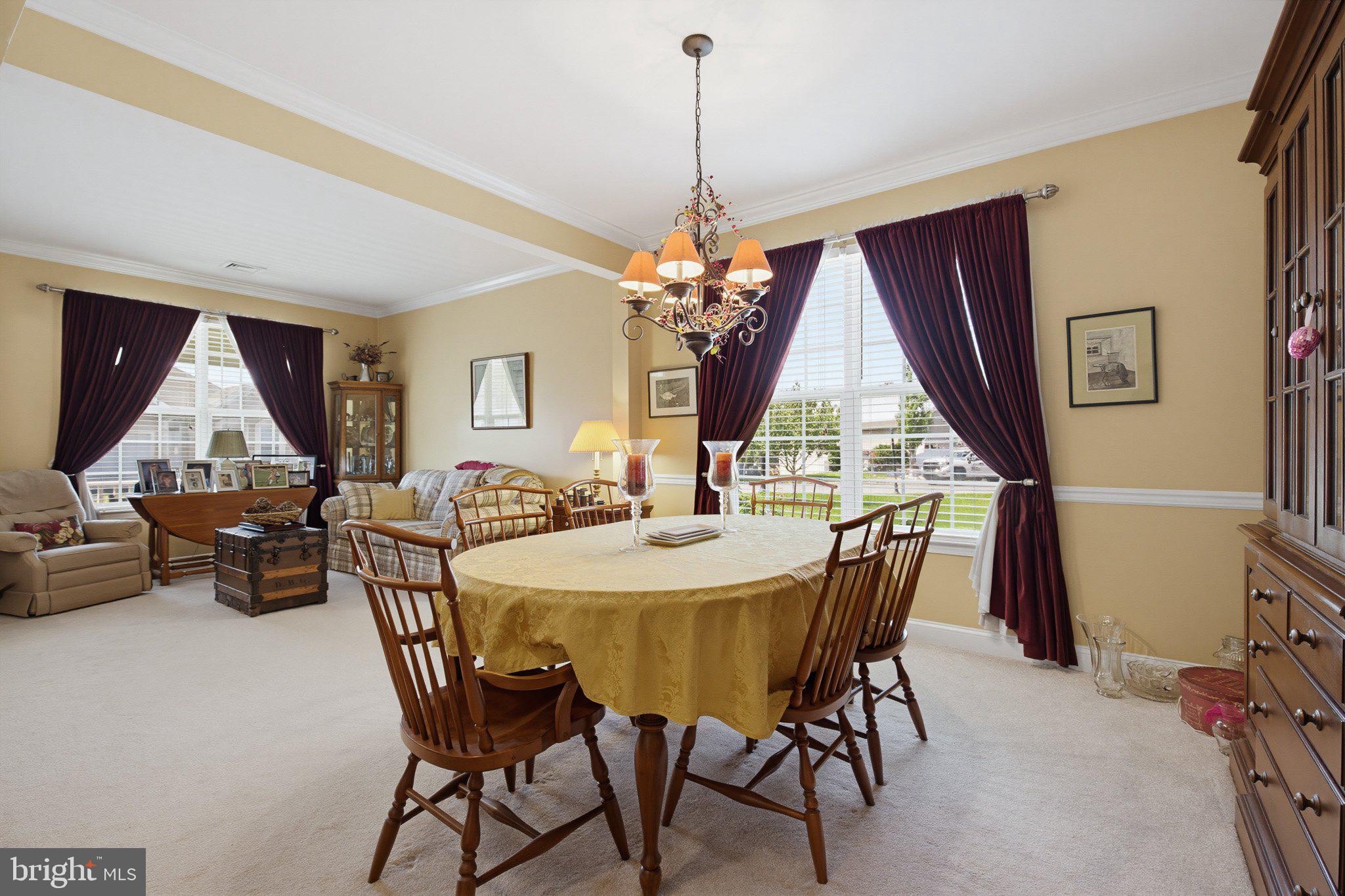 FOUR SEASONS AT ELM TREE - Residential
