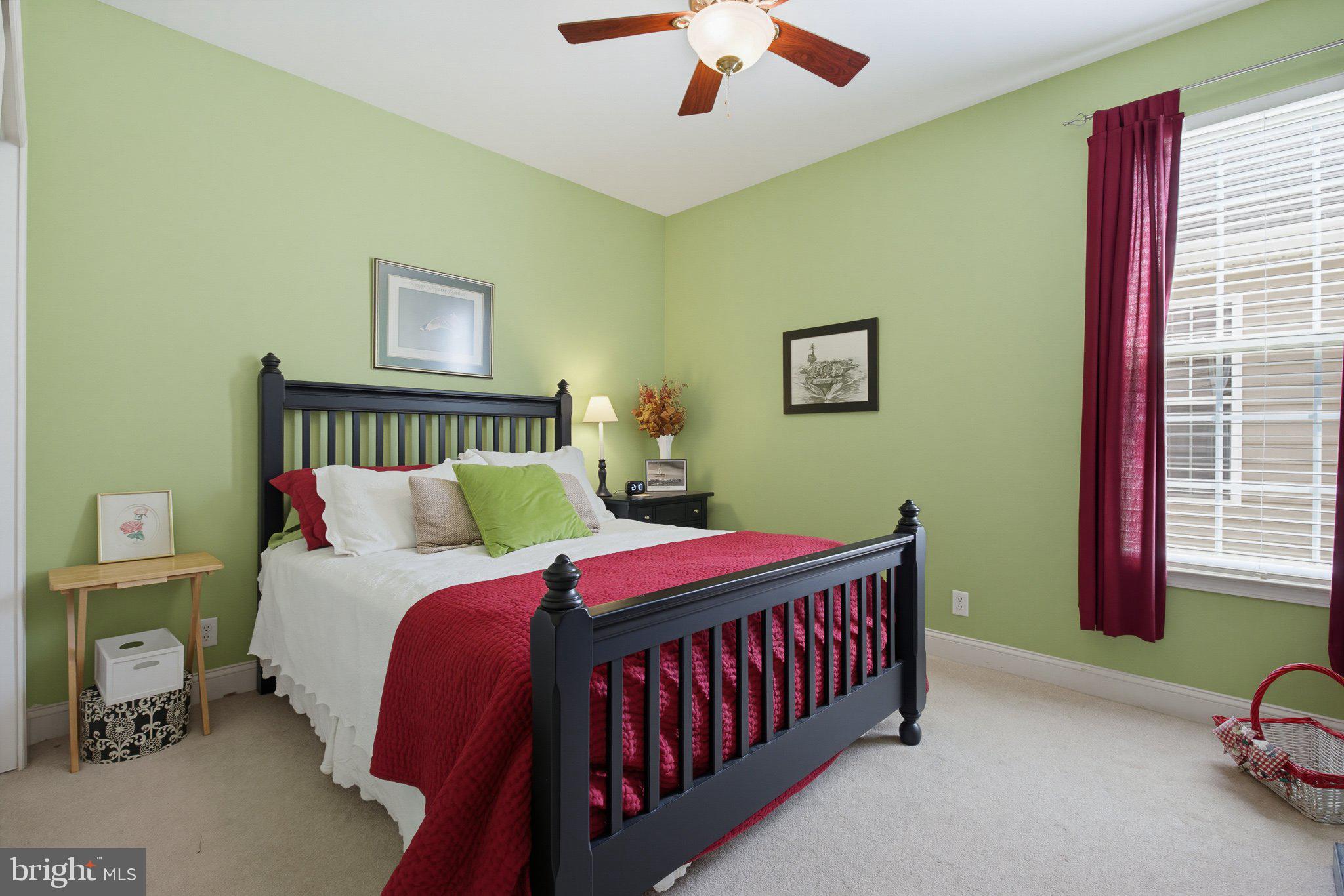 FOUR SEASONS AT ELM TREE - Residential