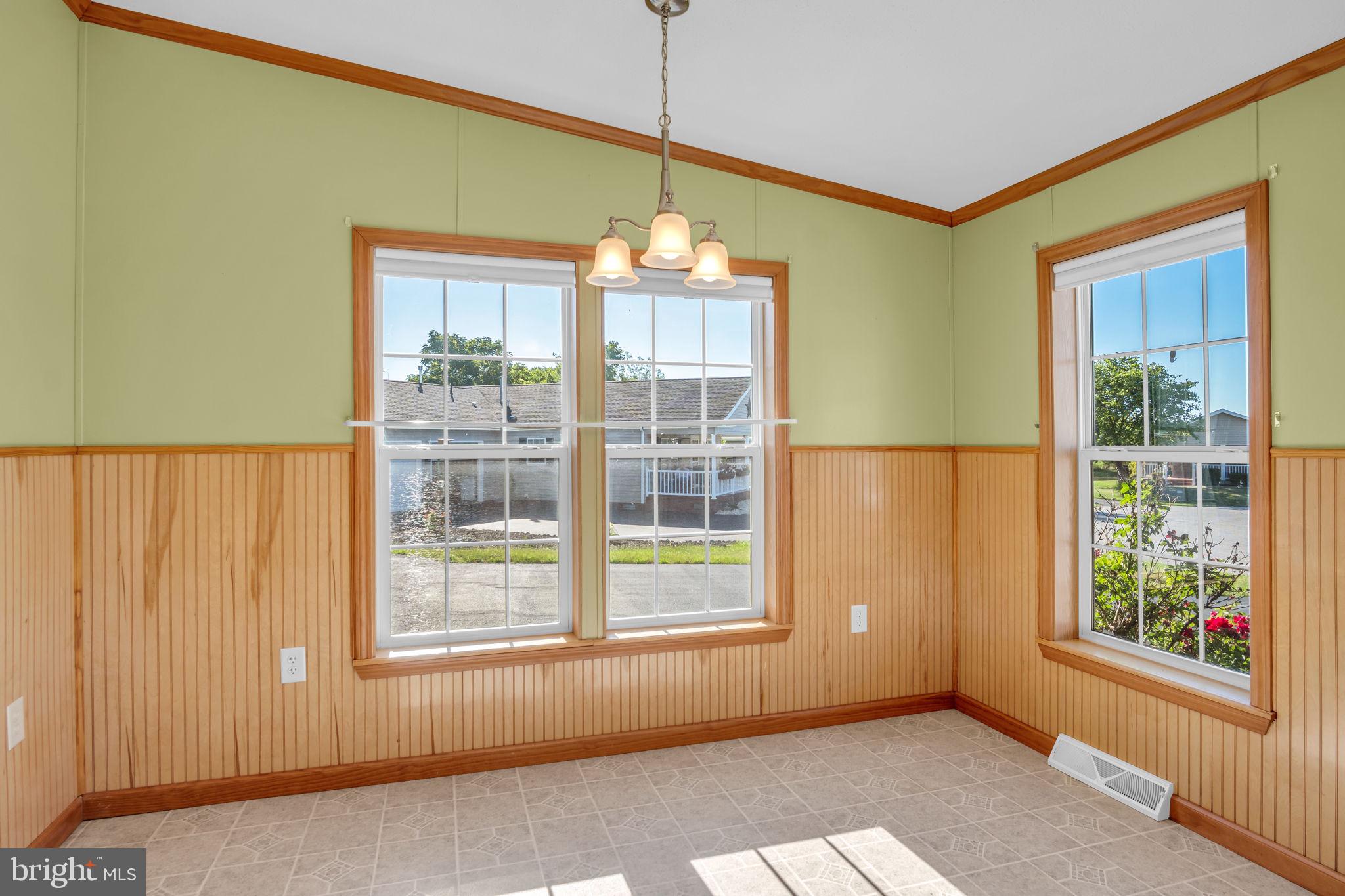 CREEK VIEW 55+ COMMUNITY - Residential