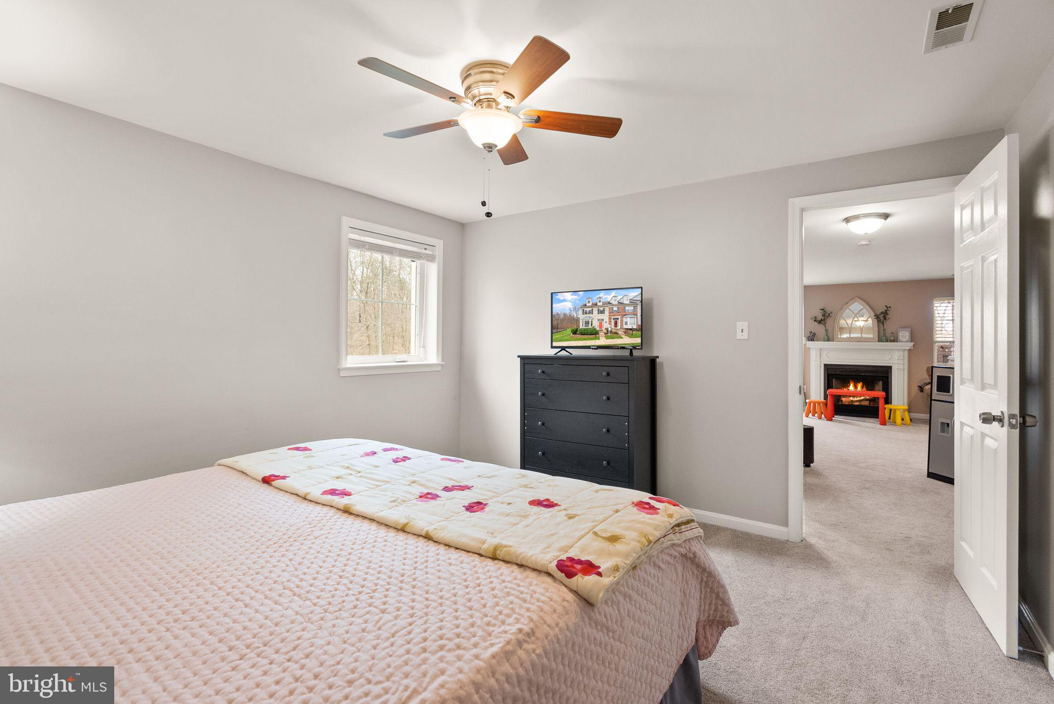TURNBERRY MEWS - Residential