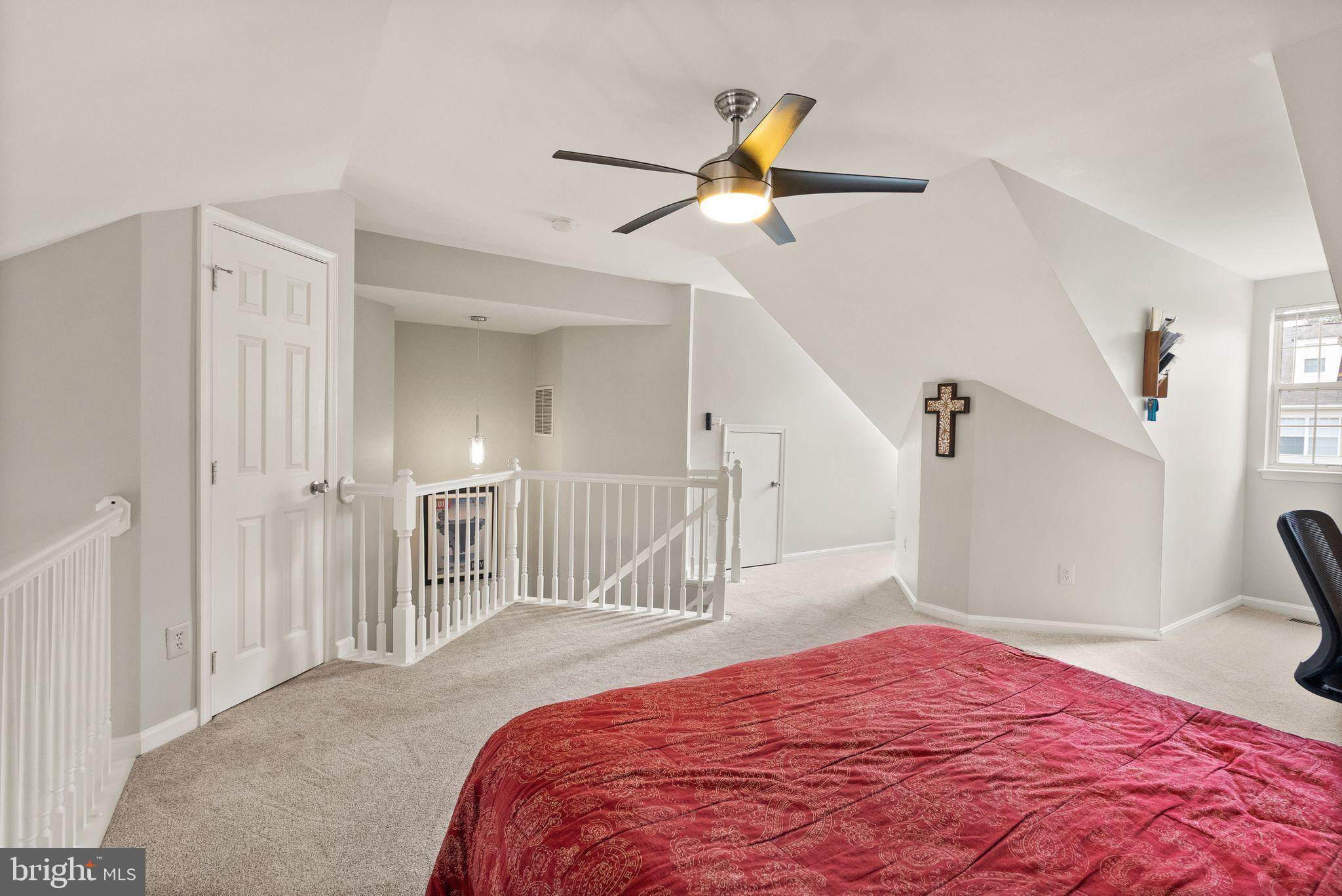 TURNBERRY MEWS - Residential